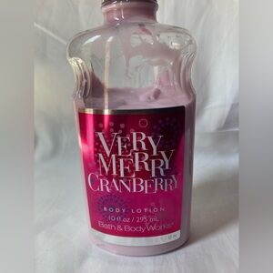 Bath & Body Works Very Merry Cranberry Body Lotion 10oz 70%